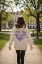 "Frau trägt beige farbenen Jesus Saves Hoodie Back / Front"